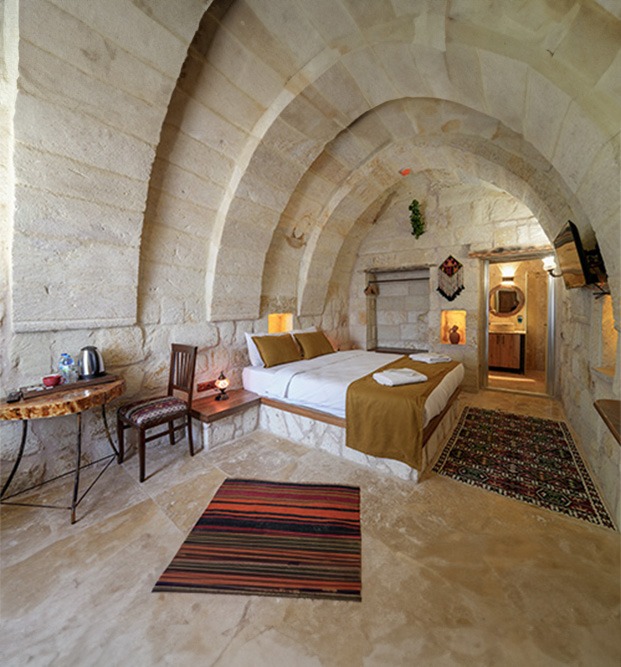 103 Syrah room with jacuzzi